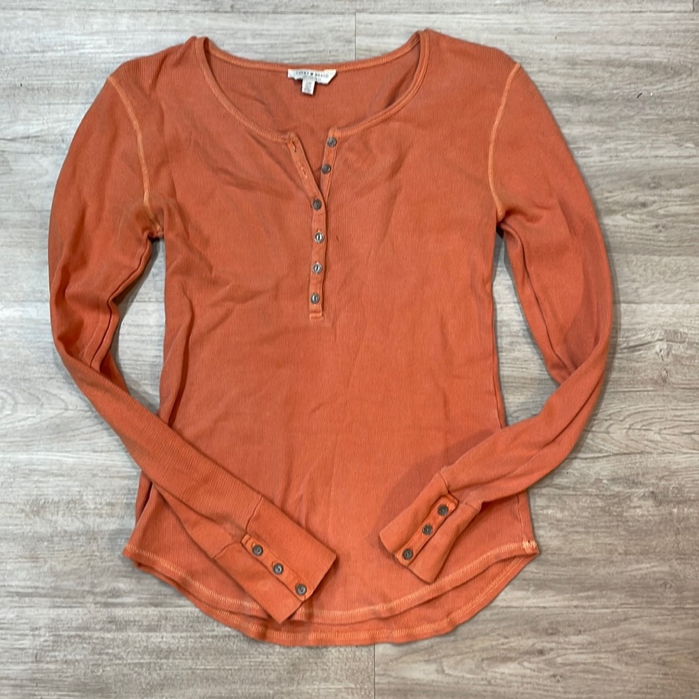 LUCKY BRAND orange Henley small